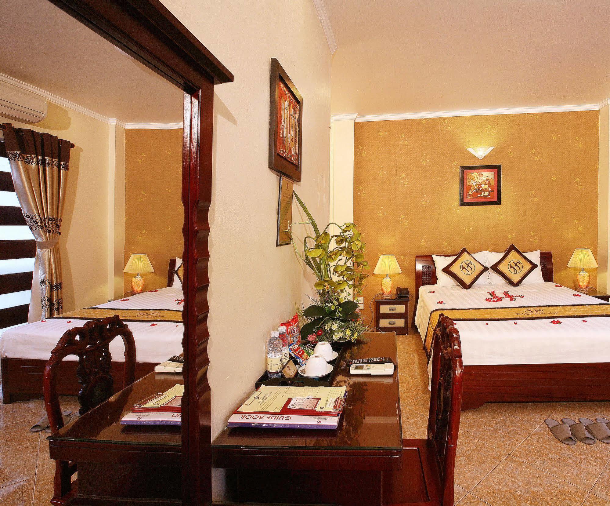Royal Holiday Hanoi Hotel Екстер'єр фото